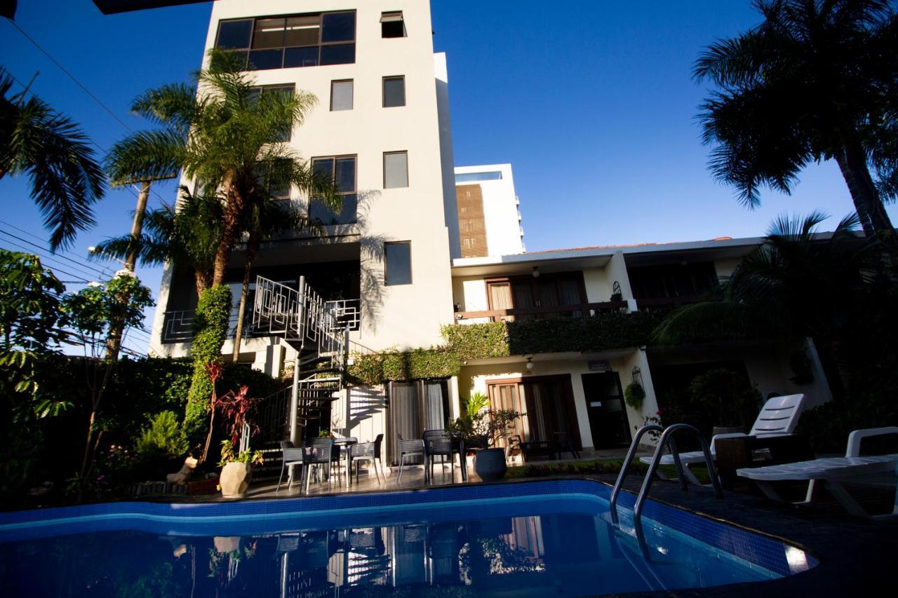 Hotel Sirari By Regina Santa Cruz de La Sierra Exteriör bild