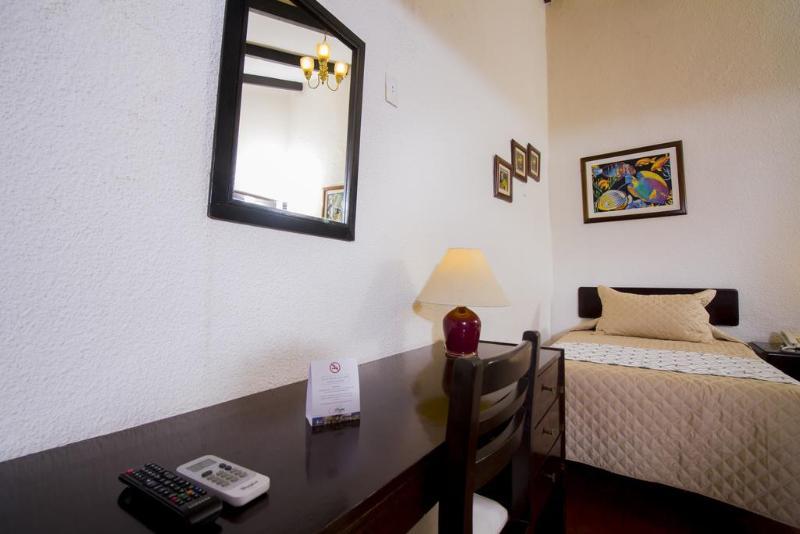 Hotel Sirari By Regina Santa Cruz de La Sierra Exteriör bild